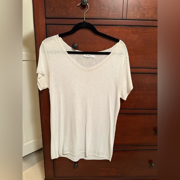Chic White Short Sleeve Top with Delicate Silver Trim - Picture 1 of 5